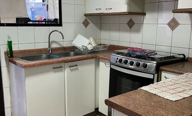 SE ARRIENDA DEPARTAMENTO PISO 4°  3 D. 2  B. ESTACIONAMIENTO $750.000