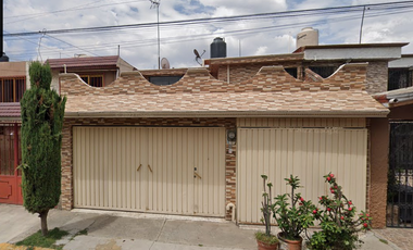 HERMOSA PROPIEDAD EN UNA DE LAS MEJORES ZONAS DE  ECATEPEC DE MORELOS EDO MEX!!!