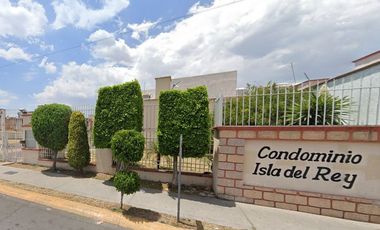 PRECIOSA Y AMPLIA CASA, EXCELENTE UBICACIÓN EN RESIDENCIAL LAS AMÉRICAS ECATEPEC. A UNOS MINUTOS DE LA CDMX!!! -NO CRÉDITOS-
