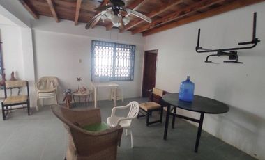 casa de venta en crucita sector los arenales A/R