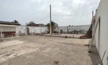 casa de venta en crucita sector los arenales A/R