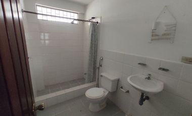 casa de venta en crucita sector los arenales A/R