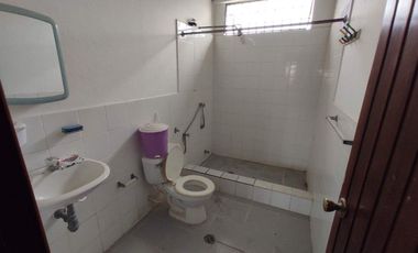 casa de venta en crucita sector los arenales A/R