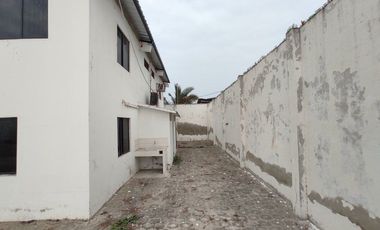 casa de venta en crucita sector los arenales A/R