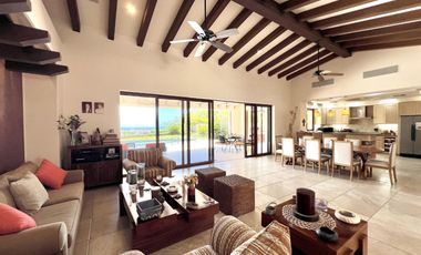 Casa en venta en San José del cabo en Querencia en campo de Golf