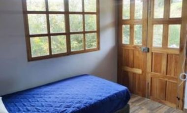SE ARRIENDA CASA FINCA EN MARINILLA, VEREDA CASCAJO ABAJO