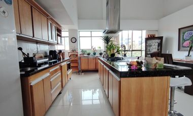 Venta de apartamento en el Poblado, Vizcaya