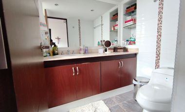 Venta de apartamento en el Poblado, Vizcaya