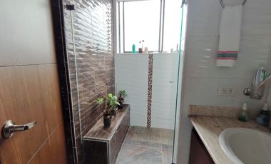 Venta de apartamento en el Poblado, Vizcaya