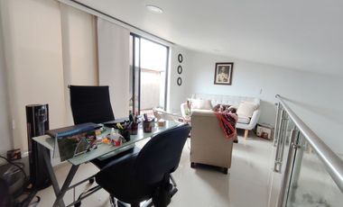 Venta de apartamento en el Poblado, Vizcaya