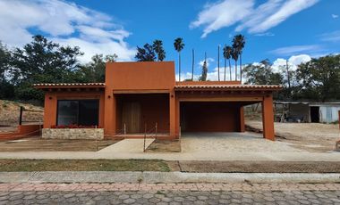 CASA EN VENTA DE DOS RECAMARAS EN EL DASARROLLO “LAS POZAS” SAN SEBASTIAN ETLA