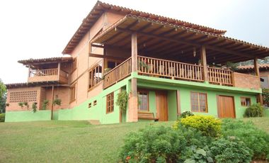 VENTA CASA CAMPESTRE EXTERNA EN DAPA EXCELENTE UBICACIÓN