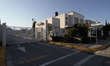 VENTA DE CASA EN PASEOS DEL BOSQUE CUAUTITLÁN