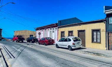 Valparaiso, Cerca Casa Pablo Neruda, Vista Al mar