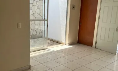 Hermosa casa en VENTA, Col. Jardin de los Pintores Españoles