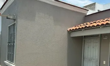 Hermosa casa en VENTA, Col. Jardin de los Pintores Españoles