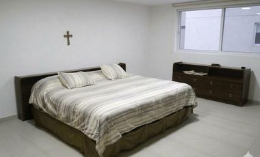 CASA EN VENTA EN BOULEVARES, GRAN OPORTUNIDAD!