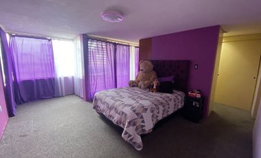 VENTA- AMPLIA CASA EN VILLA LAZARO CARDENAS, TLALPAN. CERCA CALZ. ACOXPA.