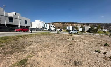 Terreno en Venta en el Fracc. El Paraíso, Tlajomulco