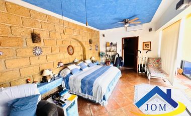 HERMOSA RESIDENCIA EN YAUTEPEC MORELOS