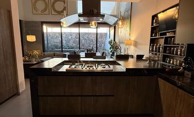 Casa en Venta en Coto Puerta las Lomas Zapopan de Lujo, Puerta de Hierro