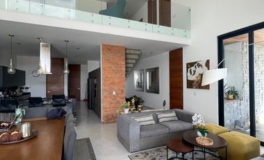 Casa en Venta en Coto Puerta las Lomas Zapopan de Lujo, Puerta de Hierro