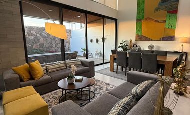 Casa en Venta en Coto Puerta las Lomas Zapopan de Lujo, Puerta de Hierro