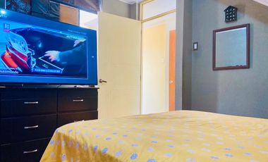 Vendo Casa de 3 Pisos en Comas
