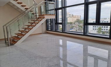 4BR Penthouse Unit For Rent at The Albany Mckinley West