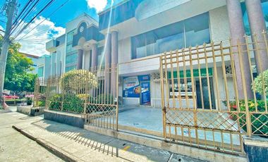 LOCAL COMECIAL SECTOR LOS ALCAZARES SANTA MARTA