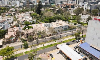 Se vende terreno para constructora en Av. Arequipa – San Isidro Excelente Oportunidad!!