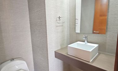 BROKER BOSQUES DE LUJO 4D-4B-SE-2ESTAC- 1BOD- TERRAZA CERRADA