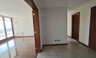 BROKER BOSQUES DE LUJO 4D-4B-SE-2ESTAC- 1BOD- TERRAZA CERRADA