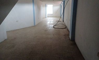 SE ARRIENDA/ANTICRESIS Y/O VENTA, 5 PLANTAS + PENTHOUSE, LA CONCORDIA - SANTO DOMINGO - ECUADOR