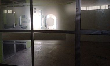 SE ARRIENDA/ANTICRESIS Y/O VENTA, 5 PLANTAS + PENTHOUSE, LA CONCORDIA - SANTO DOMINGO - ECUADOR