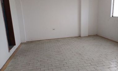 SE ARRIENDA/ANTICRESIS Y/O VENTA, 5 PLANTAS + PENTHOUSE, LA CONCORDIA - SANTO DOMINGO - ECUADOR