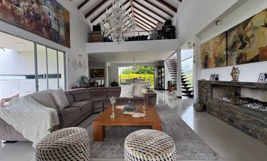 SE VENDE CASA EN LA PARCELACION LA FORTALEZA