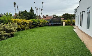SE VENDE CASA EN LA PARCELACION LA FORTALEZA