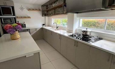 VENTA DE CASA INDEPENDIENTE EN CONJUNTO CERRADO EN LA FLORIDA, MANIZALES-CALDAS