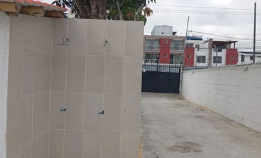 🏡 VENTA DE CASA CON PISCINA EN TONSUPA – PLAYA ALMENDRO 🏖️  ✨ ¡Gran oportunidad para disfrutar en familia! ✨  ✅ Ubicada en Playa Almendro, zona tran