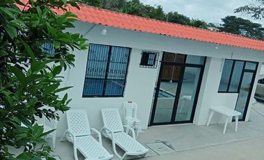 🏡 VENTA DE CASA CON PISCINA EN TONSUPA – PLAYA ALMENDRO 🏖️  ✨ ¡Gran oportunidad para disfrutar en familia! ✨  ✅ Ubicada en Playa Almendro, zona tran