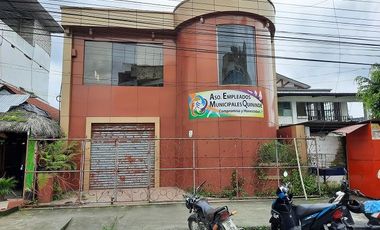 SE VENDE CASA (OFICINA o BODEGA) DE 2 PLANTAS 252 M2. DE CONSTRUCCIÓN, QUININDE – ESMERALDAS - ECUADOR