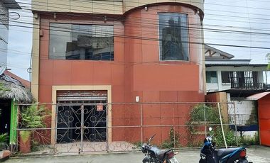 SE VENDE CASA (OFICINA o BODEGA) DE 2 PLANTAS 252 M2. DE CONSTRUCCIÓN, QUININDE – ESMERALDAS - ECUADOR