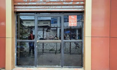 SE VENDE CASA (OFICINA o BODEGA) DE 2 PLANTAS 252 M2. DE CONSTRUCCIÓN, QUININDE – ESMERALDAS - ECUADOR