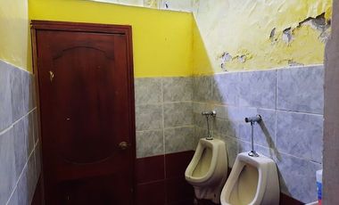 SE VENDE CASA (OFICINA o BODEGA) DE 2 PLANTAS 252 M2. DE CONSTRUCCIÓN, QUININDE – ESMERALDAS - ECUADOR