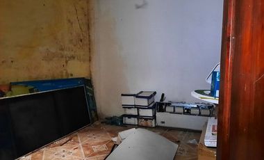 SE VENDE CASA (OFICINA o BODEGA) DE 2 PLANTAS 252 M2. DE CONSTRUCCIÓN, QUININDE – ESMERALDAS - ECUADOR
