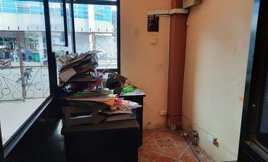 SE VENDE CASA (OFICINA o BODEGA) DE 2 PLANTAS 252 M2. DE CONSTRUCCIÓN, QUININDE – ESMERALDAS - ECUADOR