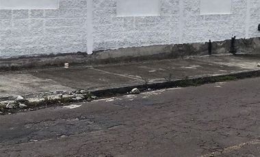 SE VENDE LOCAL COMERCIAL, OFICINAS, BODEGA Y PATIO 345 MTS. DE CONSTRUCCIÓN, NORTE DE QUITO – PONCEANO ALTO – QUITO – PICHINCHA - ECUADOR