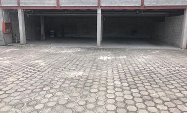 SE VENDE LOCAL COMERCIAL, OFICINAS, BODEGA Y PATIO 345 MTS. DE CONSTRUCCIÓN, NORTE DE QUITO – PONCEANO ALTO – QUITO – PICHINCHA - ECUADOR