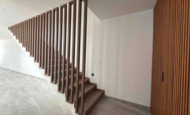 CASA DE AUTOR EN VENTA PRIVADA YAVIA, EN ZIBATA QUERÉTARO , CON ALBERCA Y  ROOF GARDEN